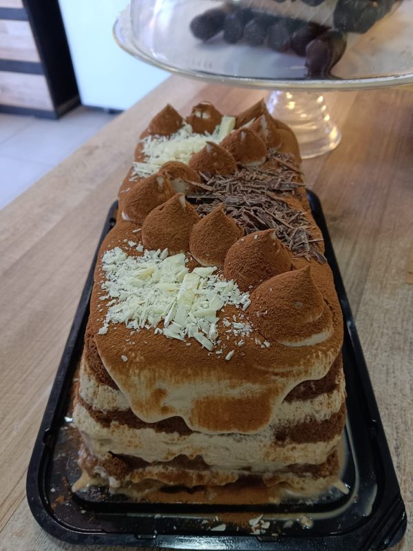 Torta tiramisú de 10 personas